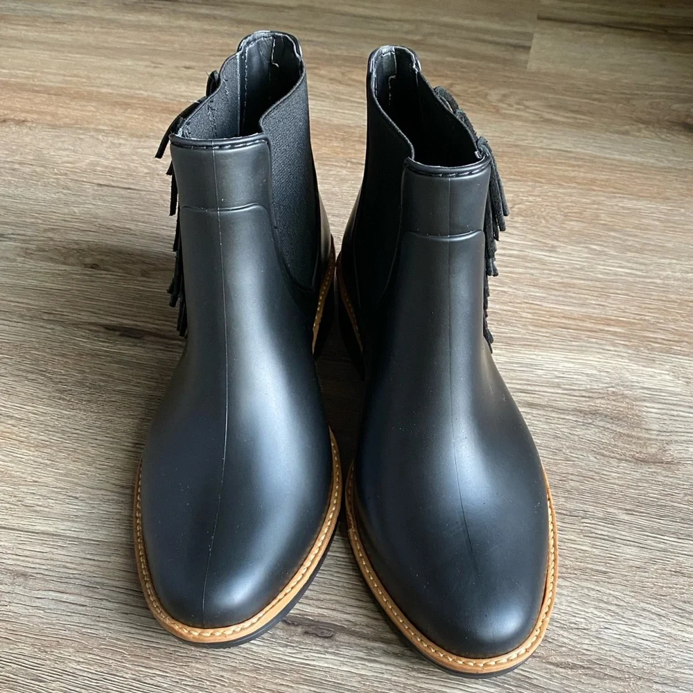 Bernardo Penney Rain Boot With Fringe In Black Size 6 - Picture 5 of 14